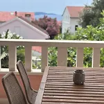 Apartman Lulu *