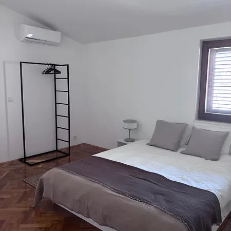 Lulu Apartament