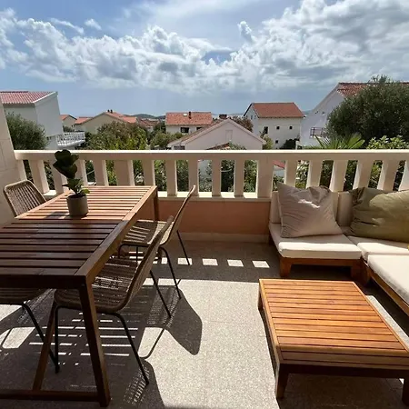 Lulu Apartamento
