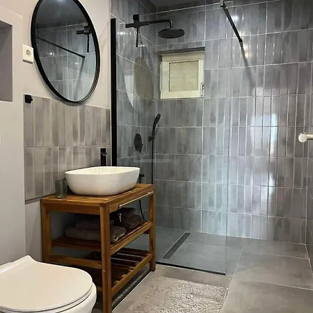 Lulu Apartment *