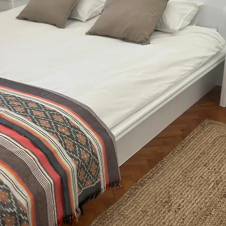 Lulu Apartamento *